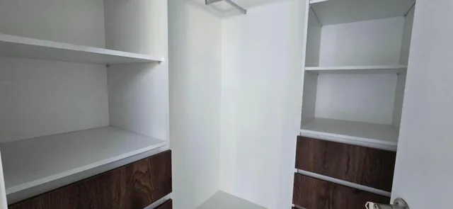 Vendo Moderna Casa en Urbanización Privada La Costa Samborondón, Guayas — imagen 4