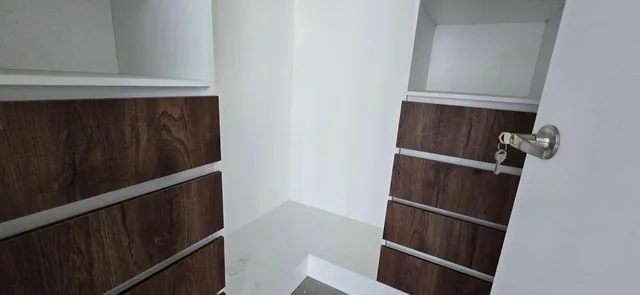 Vendo Moderna Casa en Urbanización Privada La Costa Samborondón, Guayas — imagen 3