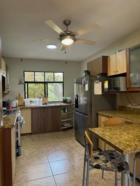 Urbanizacion Lago de Capeira, Casa en Venta, Guayas — imagen 3