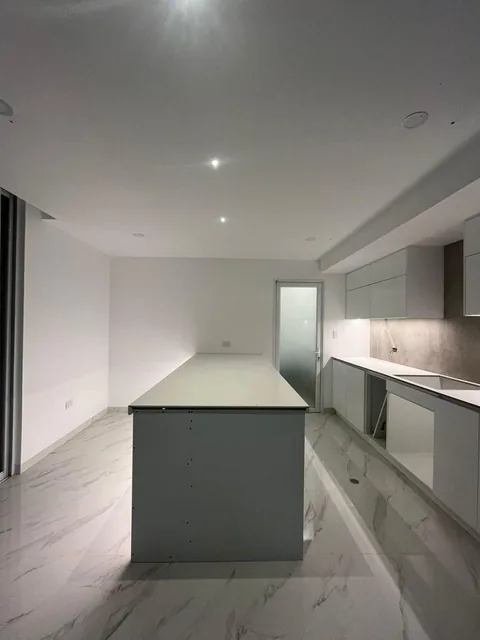 Casa en Venta en La Urbanización Ldu. Diseño Minimalista y Elegancia — imagen 2