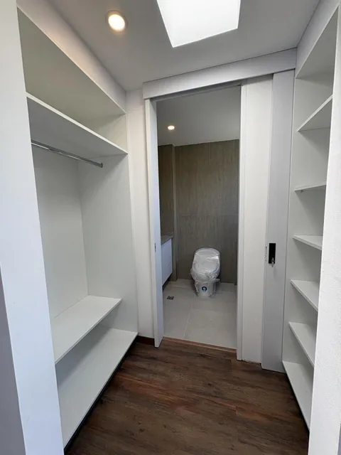 Venta Casa Dentro de Urbanización en Santa Rosa Nayon — imagen 4