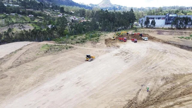 Vendo Terrenos Industriales en Cuenca, Azuay — imagen 2