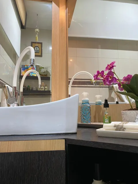Casa con 4 Dorm. en Venta en Urb. Olympus, 512 m², Guayas — imagen 2