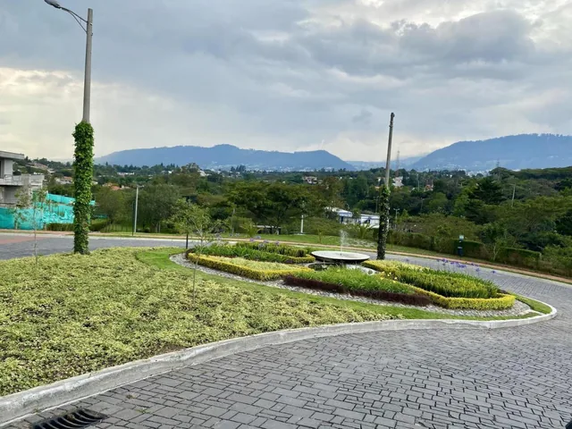 Terreno en Cumbayá — imagen 2