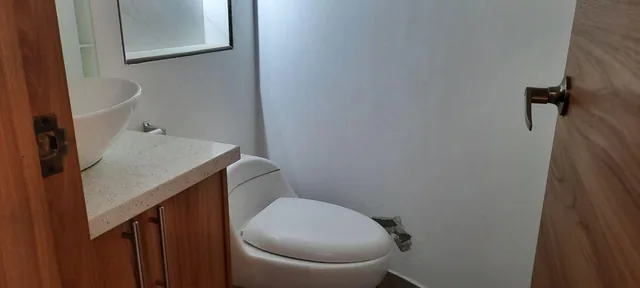 Vendo Casa de 100 m en Conjunto Seguro en Yaruqui — imagen 2