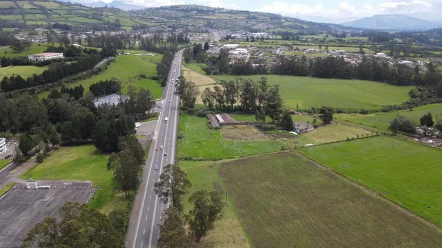 Vendo Terrenos Para Industrias en Tambillo — imagen 5