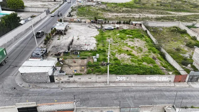 Terreno en Mitad del Mundo — imagen 2