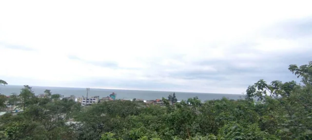 Propiedad con Vista Privilegiada en El Corazón de Montañita - Mlvillegas - Alblum — imagen 3