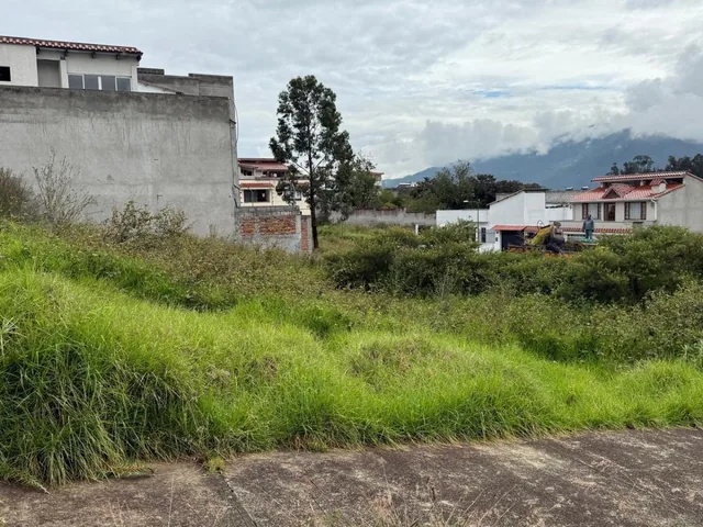 Terreno en Venta en Conocoto 256 m² — imagen 4
