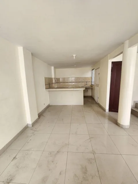 Vendo Mucho Lote 4, Casa de 84 m² con 3 Recámaras Acepto Biess, Guayas — imagen 2