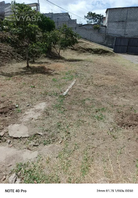 Nayón - Pedro Brunning, Amplio Terreno 928 m² con Casa de 100 m² — imagen 3