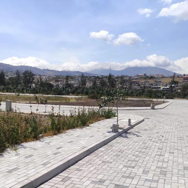 Terreno en Venta en Conjunto Privado de 41 Lotes en Llano Chico Sector La Delicia — imagen 2