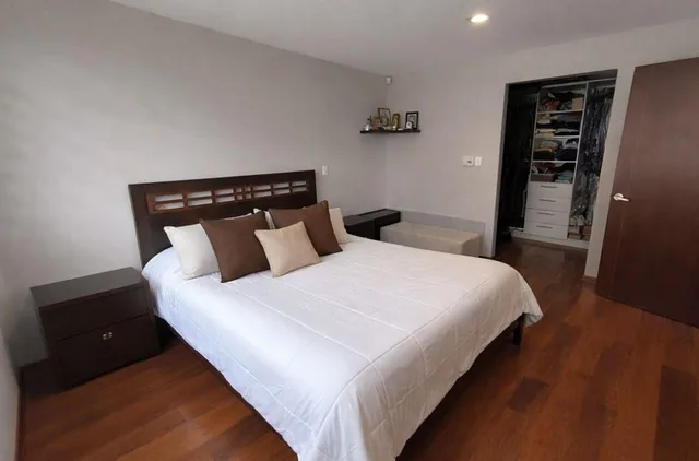 Casa con Suit, Jardines y Vista Al Valle - Nayon Tanda — imagen 3