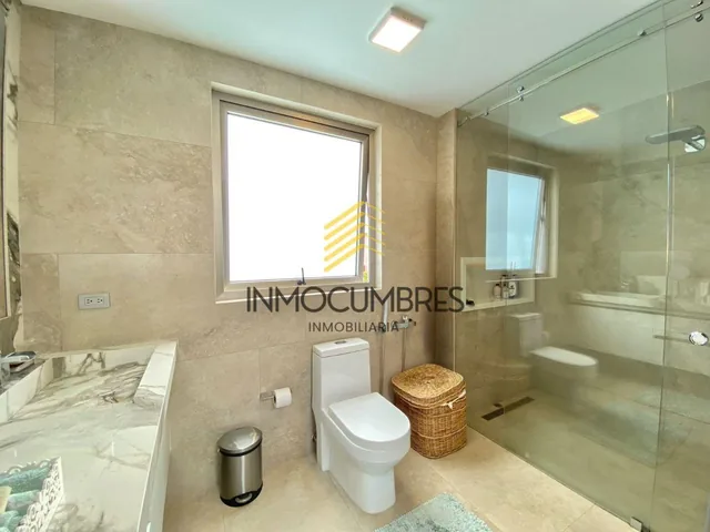 Casa con 500 m² y 4 Dorm. en Venta en Tumbaco — imagen 5