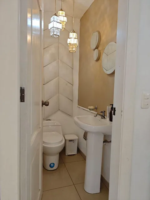 Casa de 3 Dorm. en Venta, Urbanización Napoli, Guayas — imagen 5