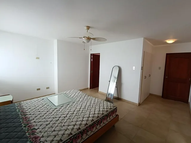 Vendo Departamento con Vista Al Mar en El Malecon de San Lorenzo, Salinas — imagen 5