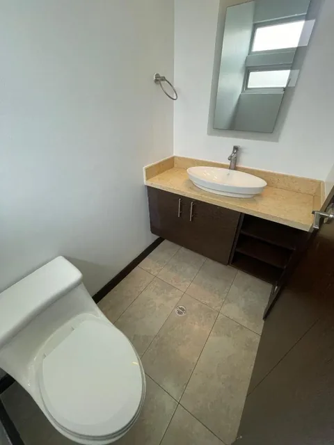 Casa de Venta Tumbaco, La Morita, Conjunto Privado, Moderna, Patio Bbq Interior — imagen 4