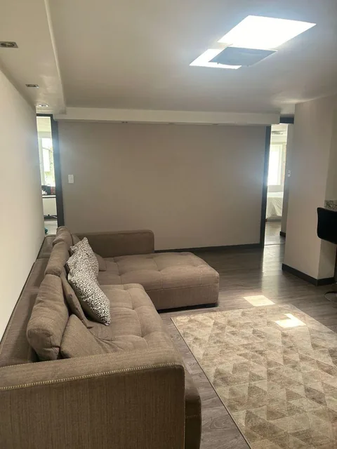 Casa de Una Sola Planta de 230 m Totalmente Remodelada — imagen 5