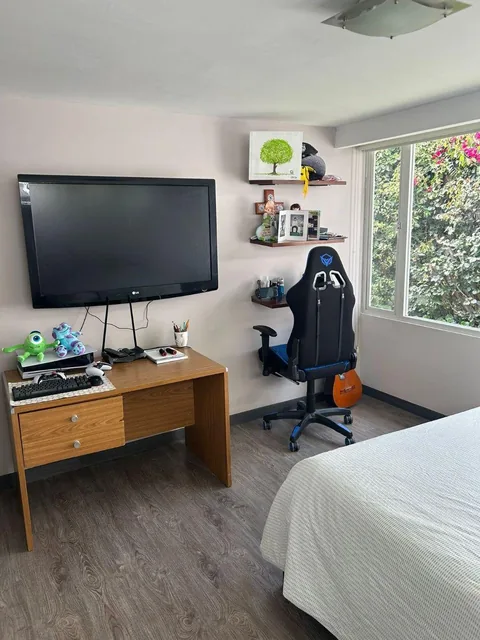 Casa de Una Sola Planta de 230 m Totalmente Remodelada — imagen 2
