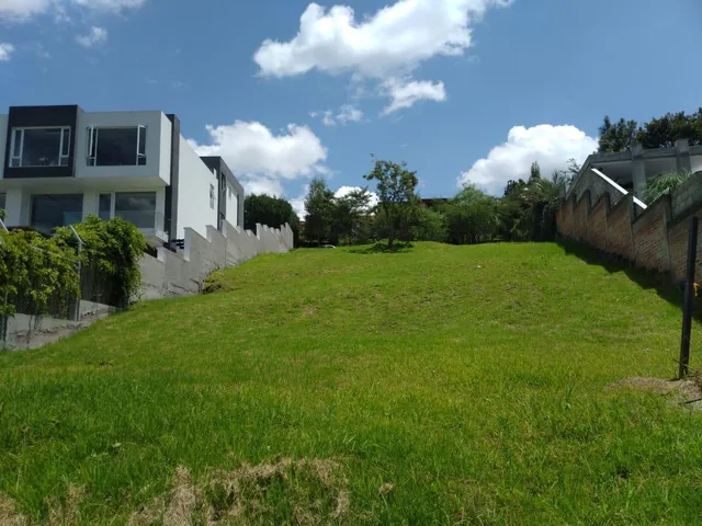 Vendo Terreno 1346 m², Dentro de Urb. Privada Cumbayá Vía Santa Inés. Oportunidad. Provincia de Pichincha — imagen 2