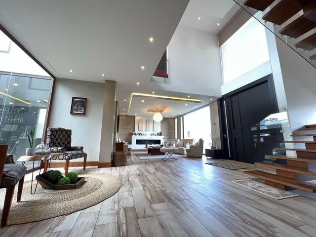 Oportunidad Venta Hermosa Casa 4 Dorm. Calderón Lujo — imagen 3