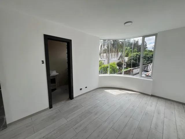 Casa Los Chillos, Conjunto Pequeño Donde Tus Hijos Pueden Crecer con Tranquilidad. Provincia de Pichincha — imagen 5