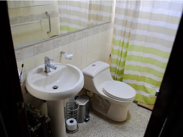 Vendo Hermosa Casa en La Garzota 4 Dorm + Estudio, Guayas — imagen 3