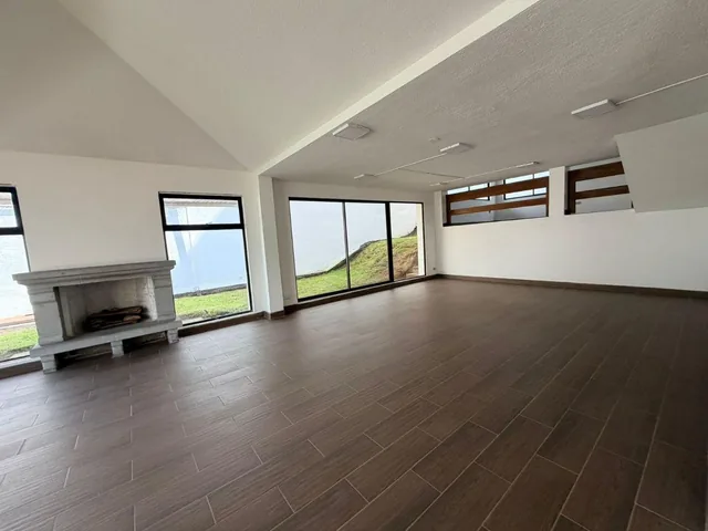 Se Vende Hermosa y Amplia Casa en Ponceano Alto — imagen 4