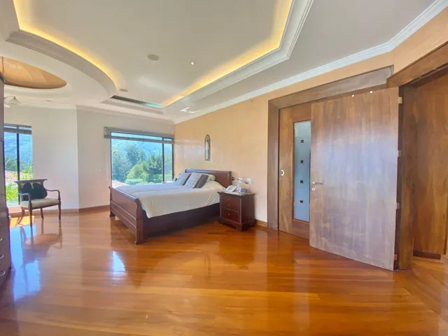 Mga / Venta Casa de Lujo en Cumbaya — imagen 3