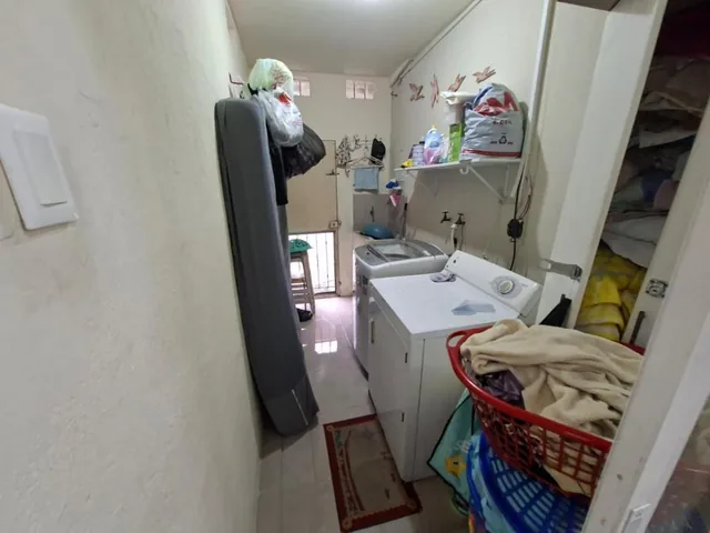Vendo Casa 5 Dorm. Via Salitre Urb. Malaga 2, Guayas — imagen 3
