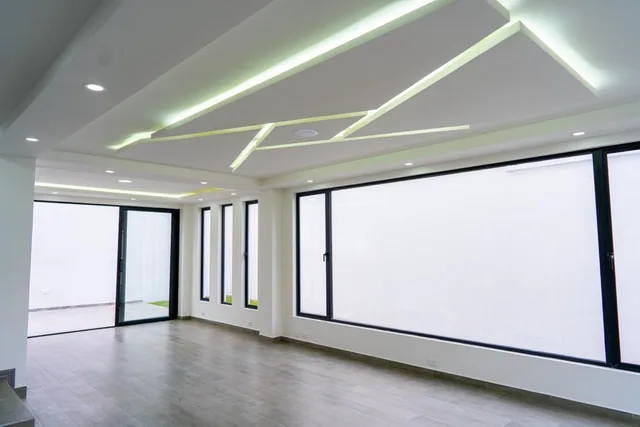 Vendo Casa Independiente de 161 m² con 145 m² de Jardin Dentro de La Viña Tumbaco — imagen 2