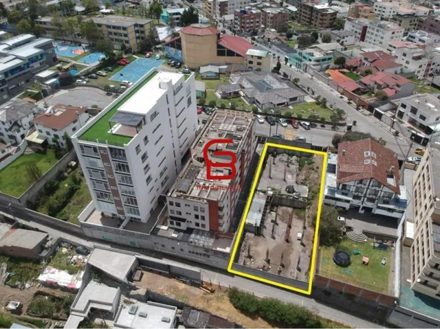 Monteserrín, 741 m² Cimientos 4 o 5 Pisos Ideal Constructor, Inversionista — imagen 3