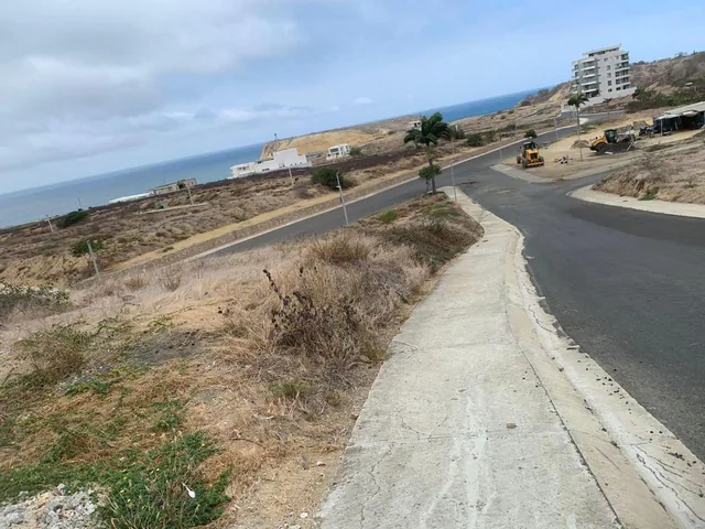 Terreno con Vista Al Mar de Venta en Manta, Manabí — imagen 2