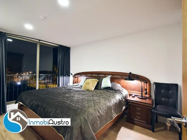 Av Ordoñez Lasso, Venta de Departamento con Acabados de Lujo, Azuay — imagen 2