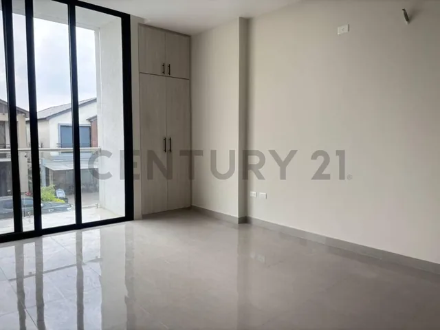 Venta de Casa en Isla Celeste, Guayas — imagen 2