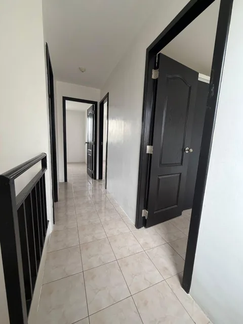 Casa de 4 Dorm. en Venta o Alquiler, Mi Lote Villa Bonita, Guayas — imagen 2