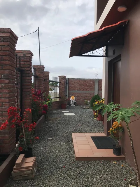 Casa en Venta en La Urbanizacion Mantazul, Manabí — imagen 3