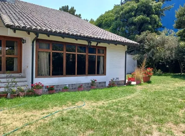 Vendo Terreno con Casa Carcelen Industrial 2378 m — imagen 4
