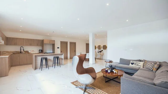 Departamento de Estreno en Venta - Torres del Salado, Vía a La Costa, Guayas — imagen 2