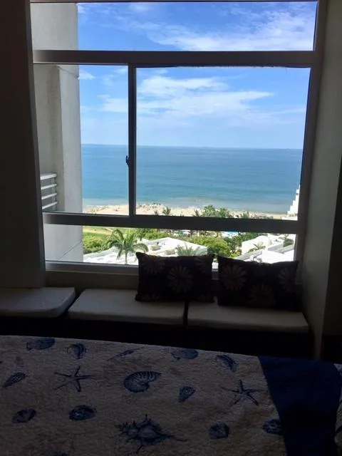 Oportunidad Vendo Departamento Amoblado Frente Al Mar en Playas Ecuador, Guayas — imagen 4