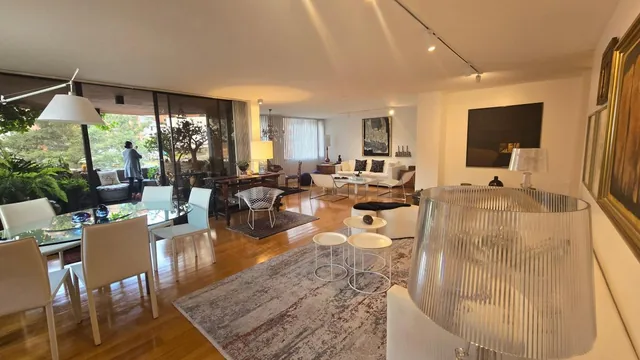 Departamento Totalmente Remodelado en Venta con Terraza | Amplios Espacios y Ubicación Privilegiada — imagen 4