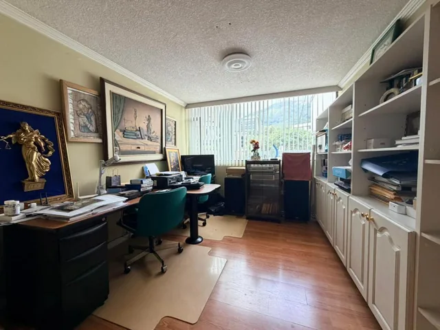 En Venta Amplio Departamento con Hermosa Vista Sector El Bosque — imagen 3