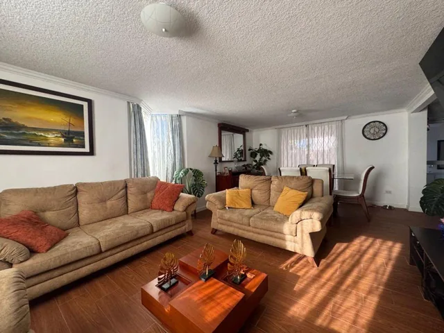 Casa en Venta Sangolqui 146 m² — imagen 2