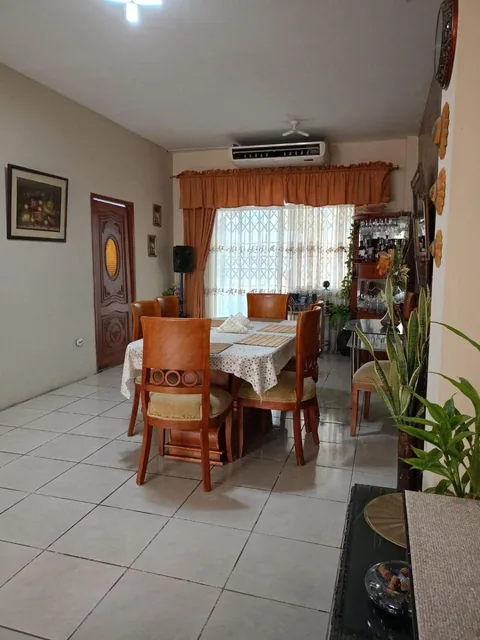 Venta Casa - Urbanizaciòn El Condado Vicolinci - 3 Dorm. - (Wyf), Guayas — imagen 3