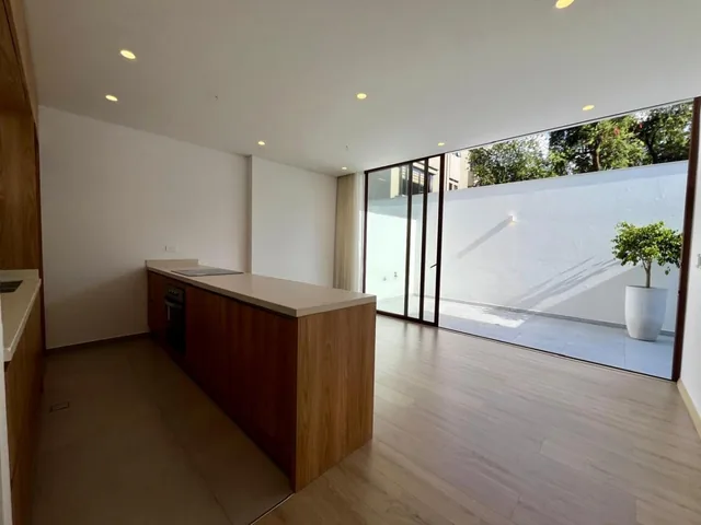 Loft en Venta por Estrenar - Sector Quito Tenis Area Social con Acceso a Patio Privado Descripción L — imagen 5