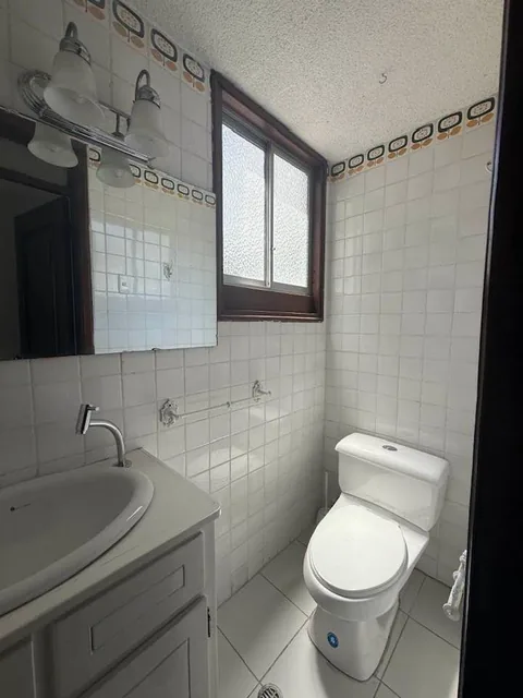 Departamento de 175 m² con 3 Habitaciones en Venta en Mariana de Jesús — imagen 2