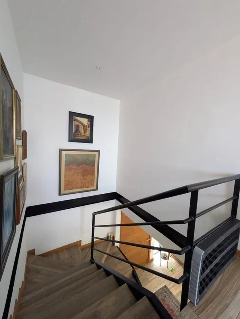 Hermosa Casa de Venta en Uno de Los Mejores Sitios de Cumbaya. San Juan — imagen 4