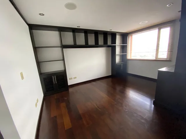 Venta Departamento Sector Quito Tenis — imagen 2