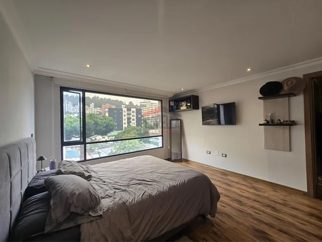 Venta Penthouse de Lujo, 2 Dorm., Av 6 Diciembre Atrás de Megamaxi 92.98 m². $165.00 — imagen 4
