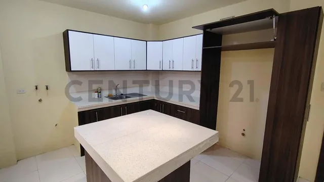 Casa en Venta en Montecristi - Hermosa y Hogareña, Manabí — imagen 3